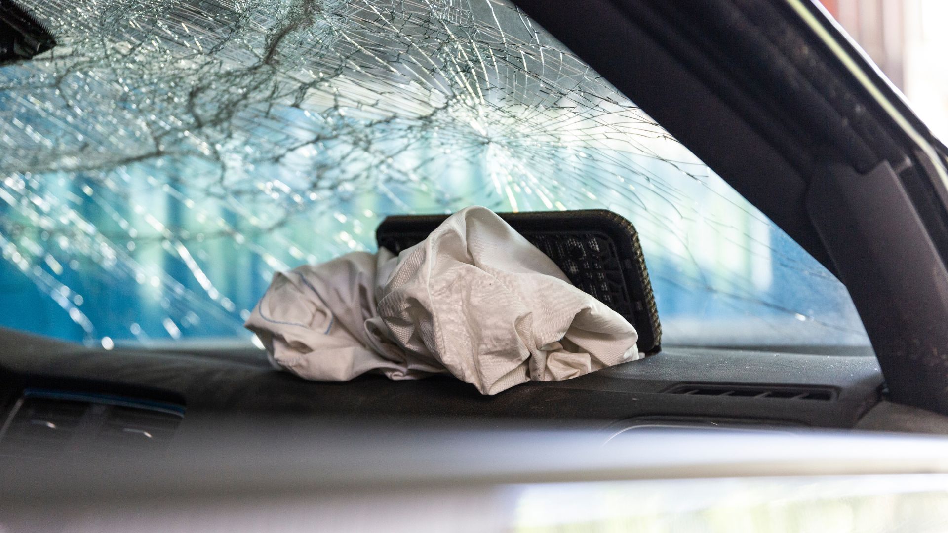 windshields express - windshield damage in colorado springs